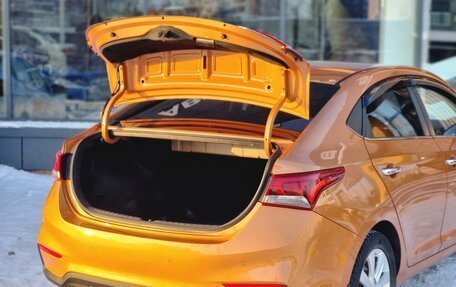 Hyundai Solaris II рестайлинг, 2017 год, 1 219 000 рублей, 8 фотография