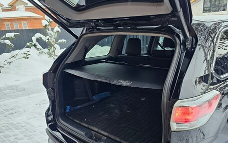 Toyota Highlander III, 2014 год, 2 500 000 рублей, 7 фотография