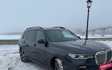 BMW X7, 2021 год, 7 350 000 рублей, 4 фотография