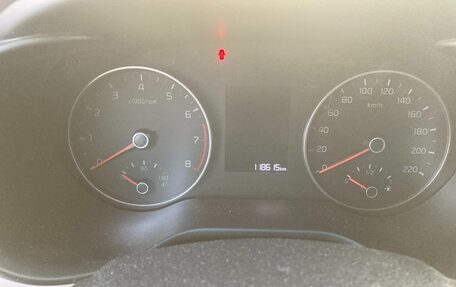 KIA Rio IV, 2018 год, 1 100 000 рублей, 10 фотография