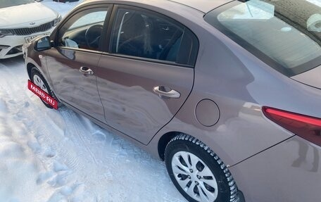 KIA Rio IV, 2018 год, 1 100 000 рублей, 11 фотография