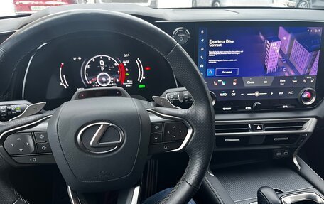 Lexus RX IV рестайлинг, 2023 год, 8 980 000 рублей, 11 фотография