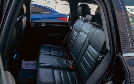 Volkswagen Touareg III, 2010 год, 995 000 рублей, 16 фотография