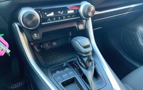 Toyota RAV4, 2023 год, 3 500 000 рублей, 19 фотография