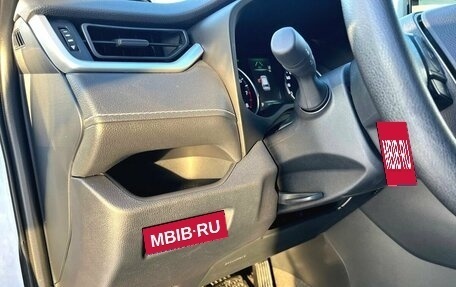 Toyota RAV4, 2023 год, 3 500 000 рублей, 18 фотография