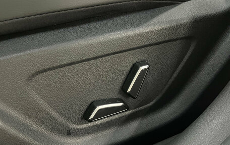 Geely Emgrand, 2024 год, 1 950 000 рублей, 6 фотография