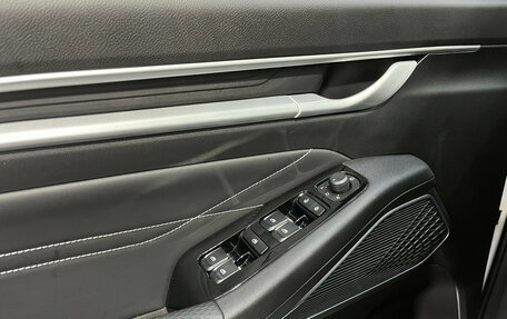 Geely Emgrand, 2024 год, 1 950 000 рублей, 13 фотография