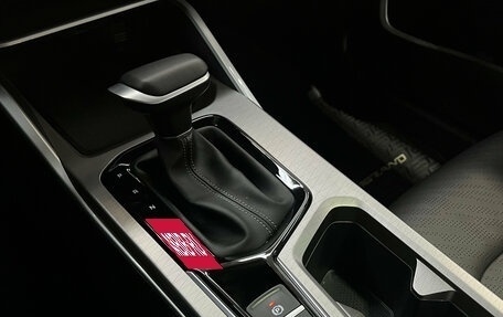 Geely Emgrand, 2024 год, 1 950 000 рублей, 19 фотография