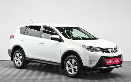 Toyota RAV4, 2015 год, 1 645 000 рублей, 3 фотография