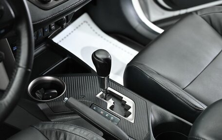 Toyota RAV4, 2015 год, 1 645 000 рублей, 13 фотография