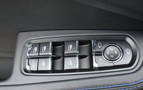 Porsche Macan I рестайлинг, 2025 год, 11 990 000 рублей, 25 фотография