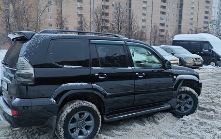 Toyota Land Cruiser Prado 120 рестайлинг, 2006 год, 2 300 000 рублей, 3 фотография