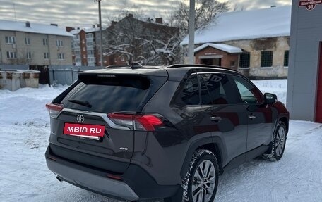 Toyota RAV4, 2022 год, 4 850 000 рублей, 4 фотография