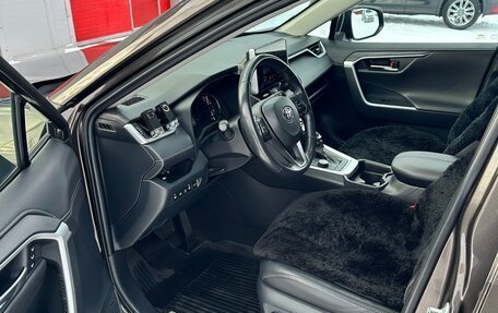 Toyota RAV4, 2022 год, 4 850 000 рублей, 9 фотография