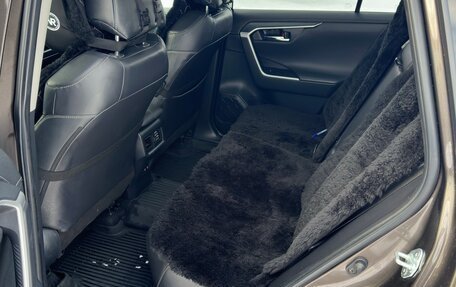 Toyota RAV4, 2022 год, 4 850 000 рублей, 13 фотография