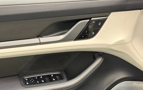 Porsche Taycan I, 2021 год, 10 800 000 рублей, 15 фотография