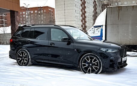 BMW X7, 2022 год, 9 690 000 рублей, 3 фотография