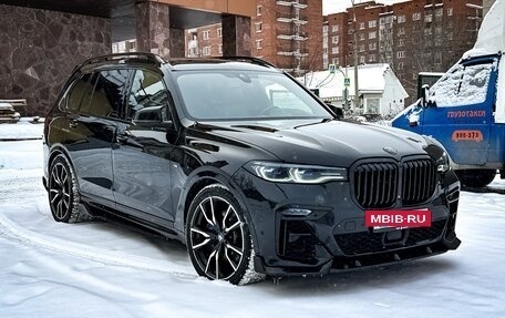 BMW X7, 2022 год, 9 690 000 рублей, 2 фотография