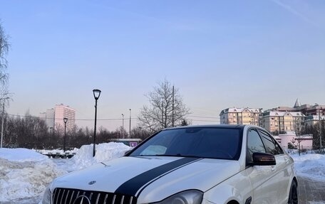 Mercedes-Benz C-Класс, 2011 год, 1 250 000 рублей, 1 фотография