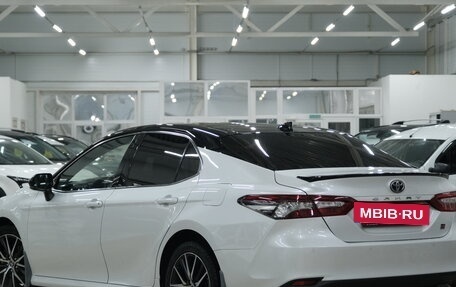Toyota Camry, 2021 год, 3 599 000 рублей, 5 фотография