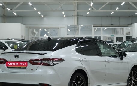 Toyota Camry, 2021 год, 3 599 000 рублей, 7 фотография