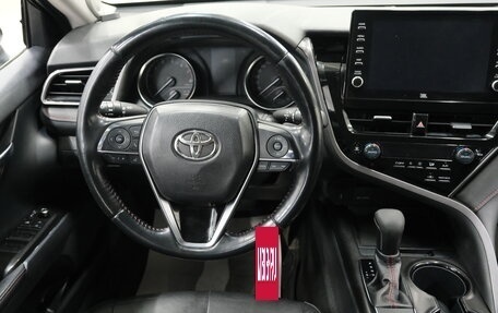 Toyota Camry, 2021 год, 3 599 000 рублей, 13 фотография