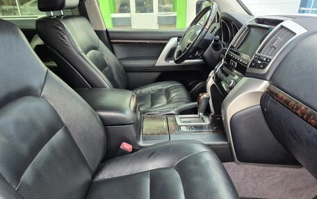 Toyota Land Cruiser 200, 2012 год, 3 699 000 рублей, 10 фотография