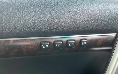 Toyota Land Cruiser 200, 2012 год, 3 699 000 рублей, 21 фотография