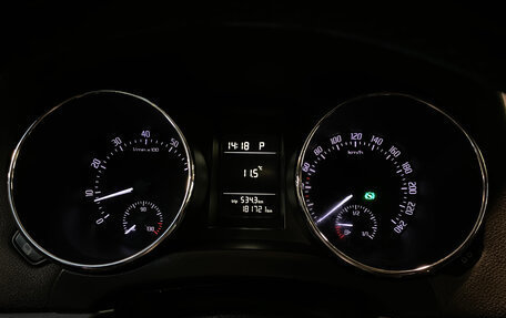 Skoda Yeti I рестайлинг, 2011 год, 750 000 рублей, 18 фотография