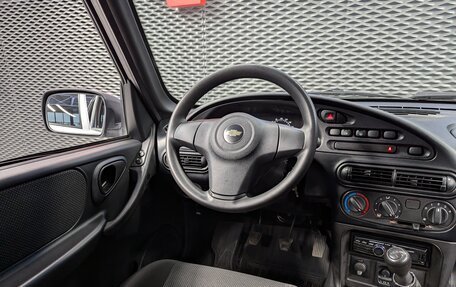 Chevrolet Niva I рестайлинг, 2018 год, 810 000 рублей, 12 фотография