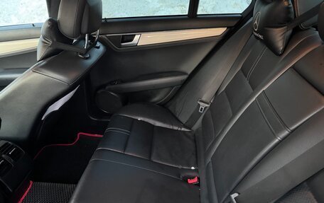 Mercedes-Benz C-Класс, 2011 год, 1 250 000 рублей, 11 фотография