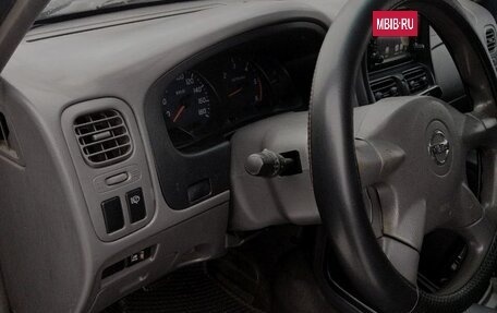 Nissan NP300, 2008 год, 890 000 рублей, 6 фотография