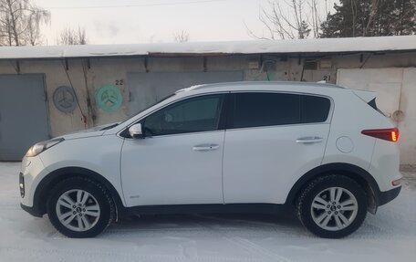 KIA Sportage IV рестайлинг, 2018 год, 1 750 000 рублей, 3 фотография