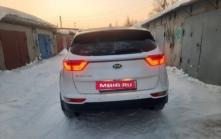 KIA Sportage IV рестайлинг, 2018 год, 1 750 000 рублей, 4 фотография