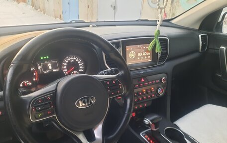 KIA Sportage IV рестайлинг, 2018 год, 1 750 000 рублей, 7 фотография