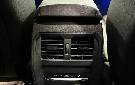 BMW 3 серия, 2019 год, 3 815 000 рублей, 11 фотография