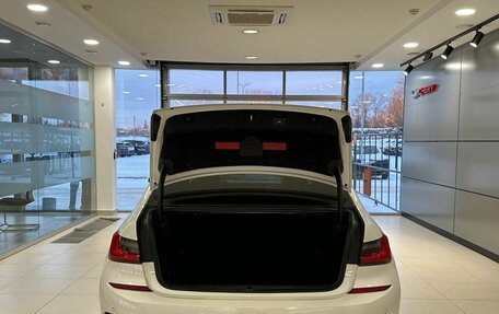 BMW 3 серия, 2019 год, 3 815 000 рублей, 24 фотография