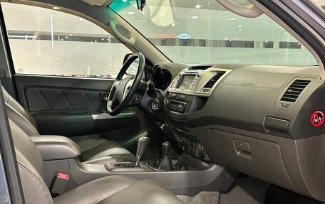 Toyota Hilux VII, 2012 год, 2 775 000 рублей, 8 фотография