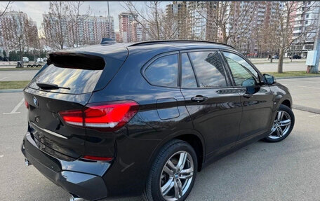 BMW X1, 2022 год, 2 400 000 рублей, 4 фотография