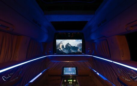 Chevrolet Express II, 2019 год, 19 000 000 рублей, 18 фотография