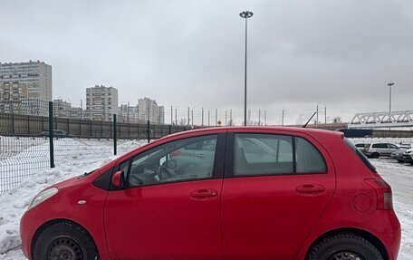 Toyota Yaris III рестайлинг, 2007 год, 500 000 рублей, 3 фотография