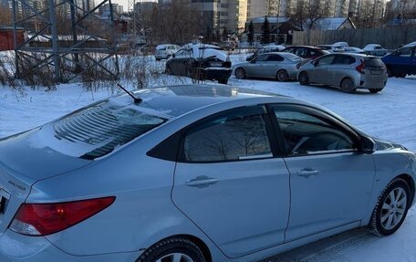 Hyundai Solaris II рестайлинг, 2012 год, 840 000 рублей, 13 фотография