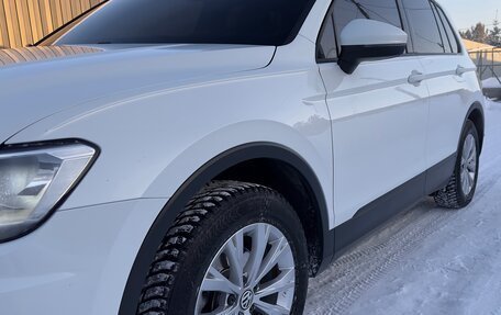 Volkswagen Tiguan II, 2018 год, 1 950 000 рублей, 5 фотография