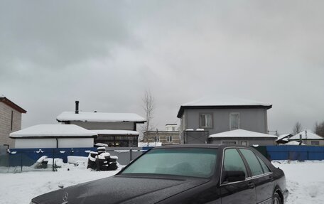 Mercedes-Benz S-Класс, 1995 год, 600 000 рублей, 1 фотография