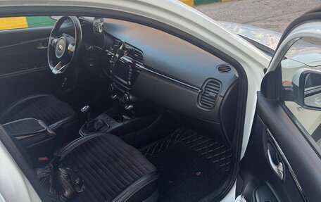 KIA Rio IV, 2018 год, 1 200 000 рублей, 6 фотография