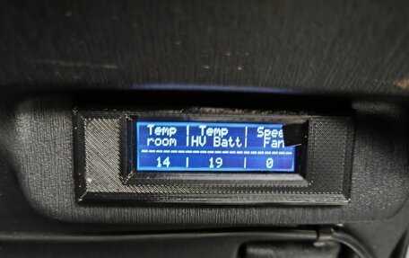 Toyota Prius, 2012 год, 1 250 000 рублей, 17 фотография