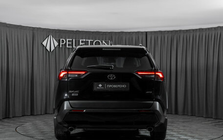 Toyota RAV4, 2021 год, 3 520 000 рублей, 6 фотография