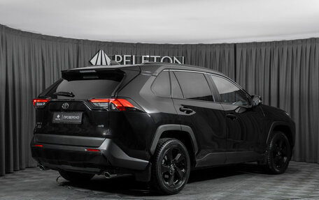 Toyota RAV4, 2021 год, 3 520 000 рублей, 5 фотография