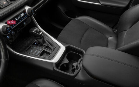 Toyota RAV4, 2021 год, 3 520 000 рублей, 18 фотография