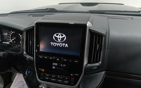 Toyota Land Cruiser 200, 2015 год, 5 319 000 рублей, 24 фотография